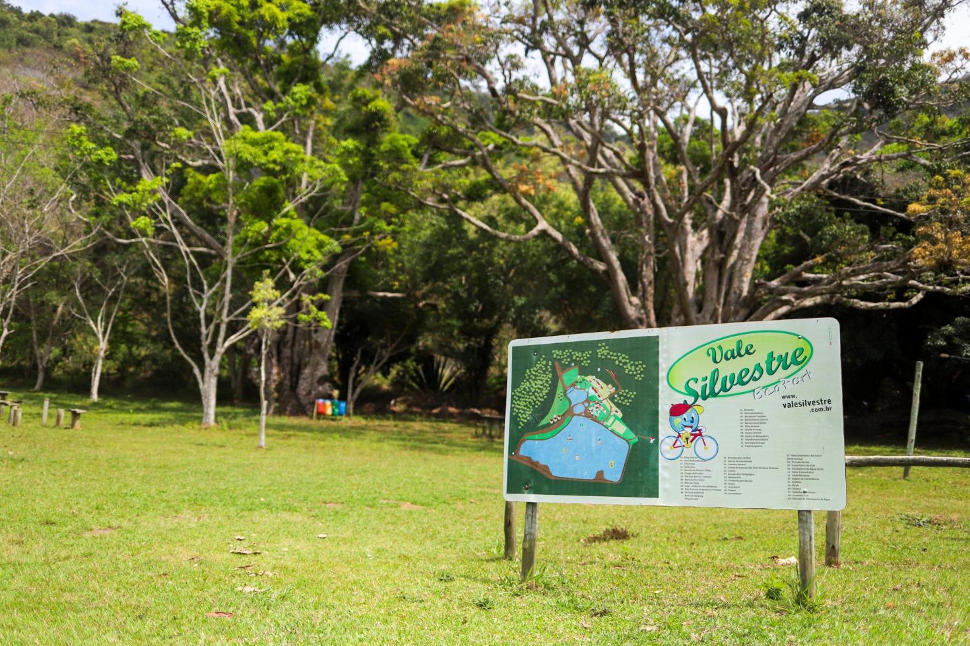 Отель Vale Silvestre Eco Park Говернадор-Валадарис Экстерьер фото